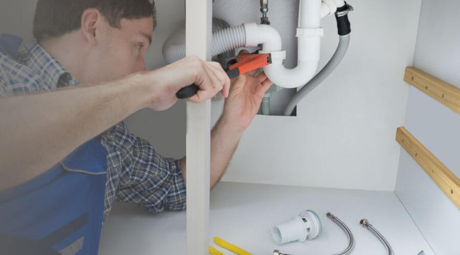 Local expert plumbing services in Media, IL